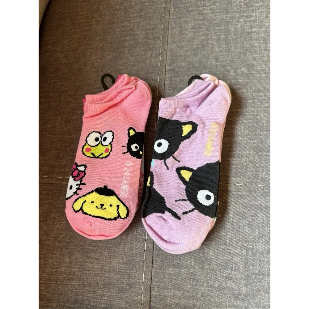 Hello Kitty No Show Socks Size 4-10 Set of 2  (6 Total Pairs)